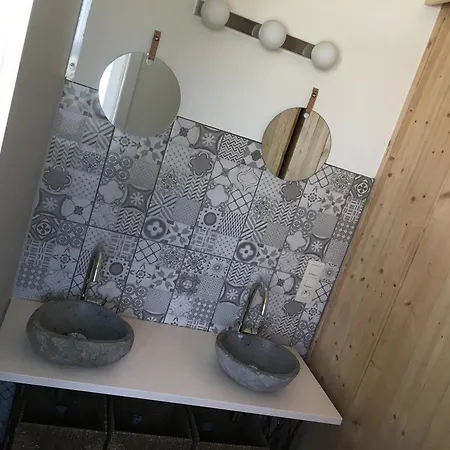 De Vrijbos Route Alleenstaande Dubbele Woning!
